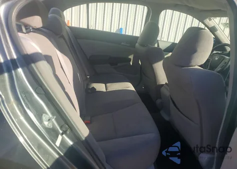 2011 Honda Accord Lx z USA, uszkodzony, nr VIN 1HGCP2F32BA089803